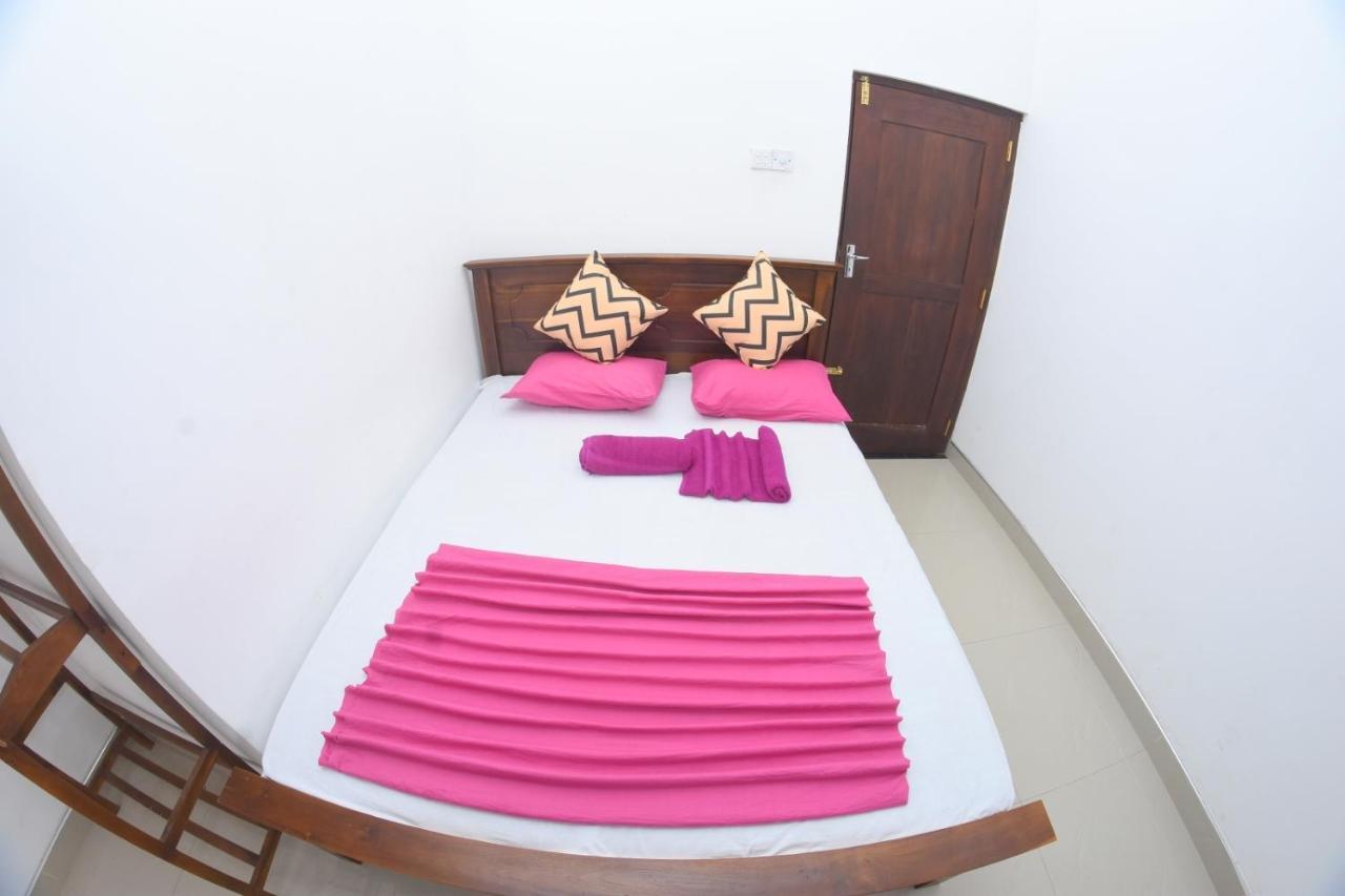 Bluray Beach Apartment Negombo Exterior photo